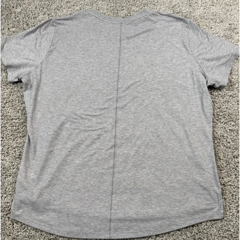 Nike Dri Fit Womens T-Shirts - Lot Of 2 -‎ ECNL Mom And Solid Gray Swoosh L / XL - Picture 11 of 13